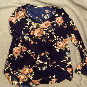 Floral long sleeve blouse